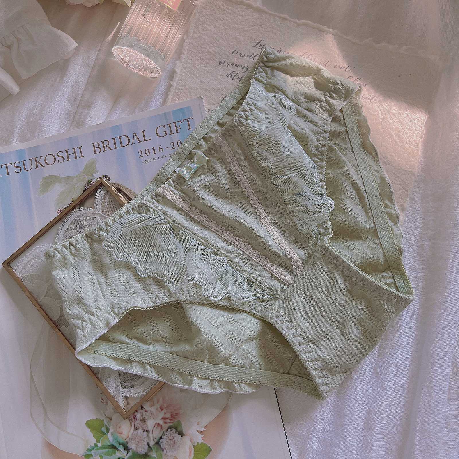 v形蕾丝装饰复古宫廷纯棉内裤 时尚新款女生中低腰网纱可爱短裤,女士内衣/男士内衣/家居服,女三角裤,淘宝优惠券,粉丝福利购,淘宝优惠卷