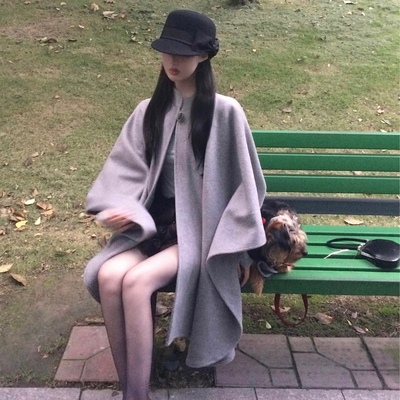 软妹复古披肩斗篷大衣女