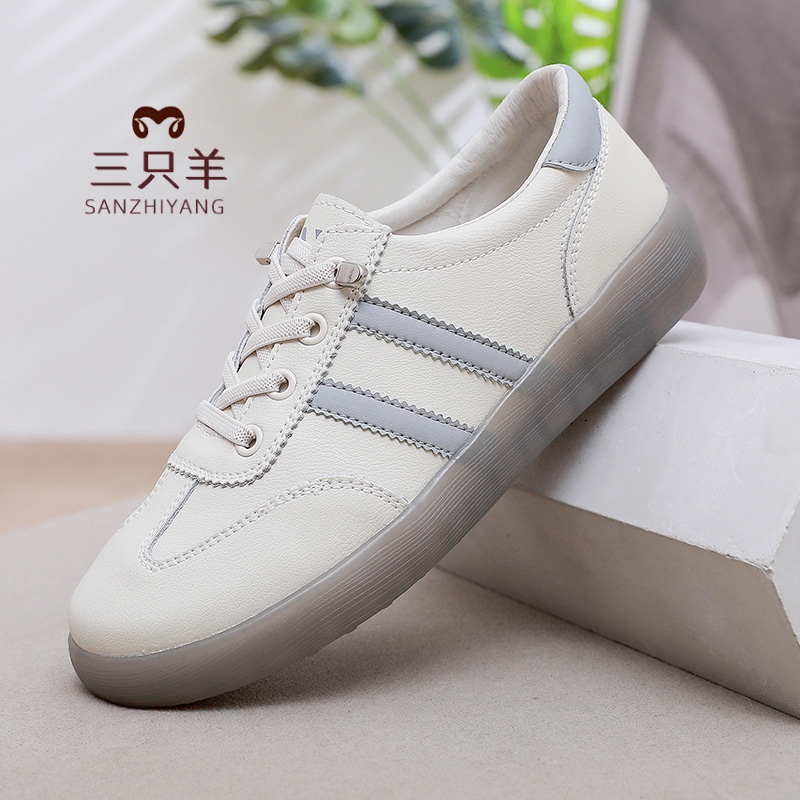 三只羊四季休闲一脚蹬软底妈妈鞋