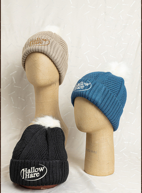 HallowHare英伦风印花高级感植绒毛球冷帽