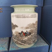 张松茂陶瓷作品三顾茅庐棋子瓶