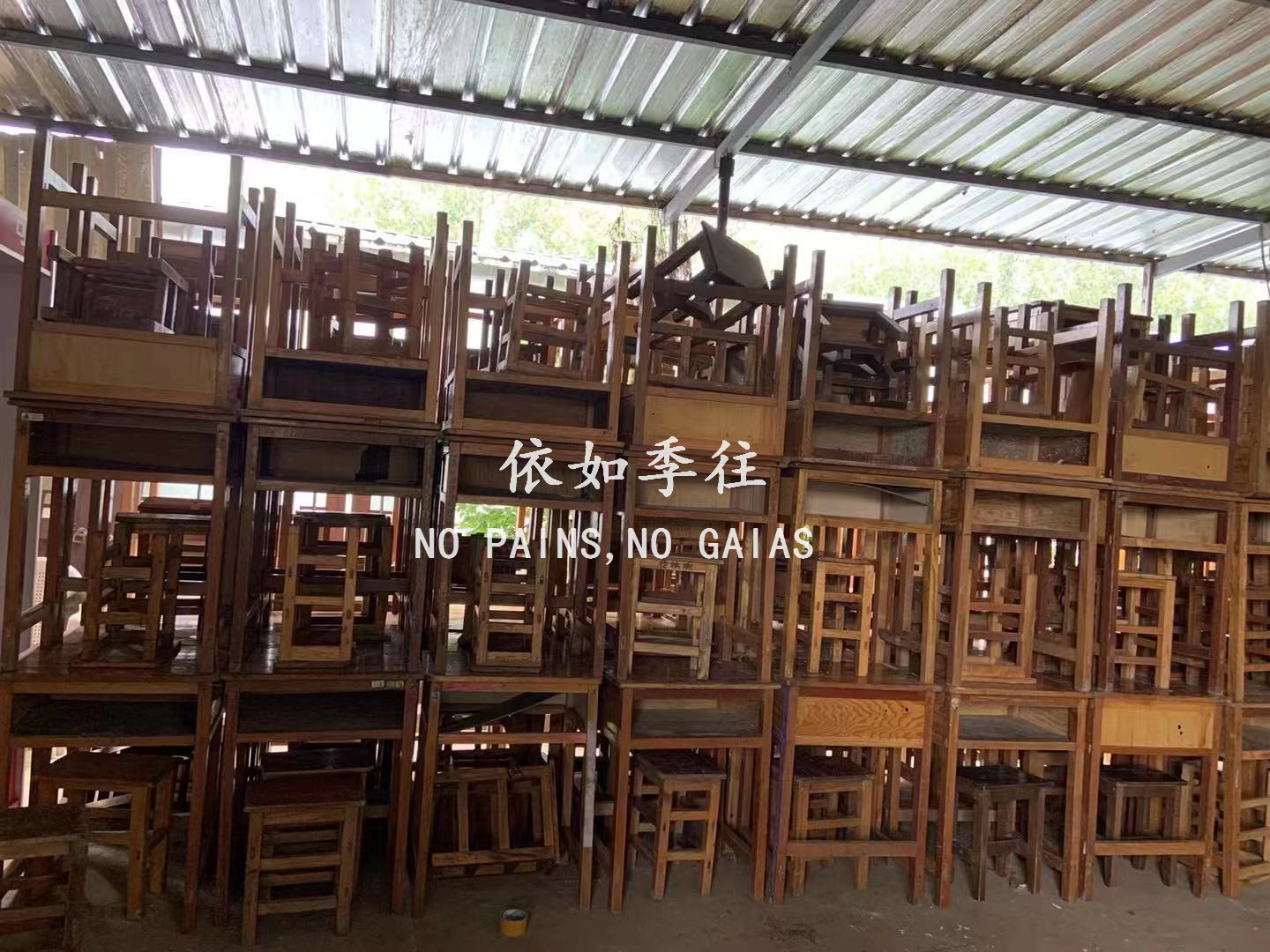 怀旧老物件7080年代学生上学课桌老木学习书桌课桌椅板凳影视道具