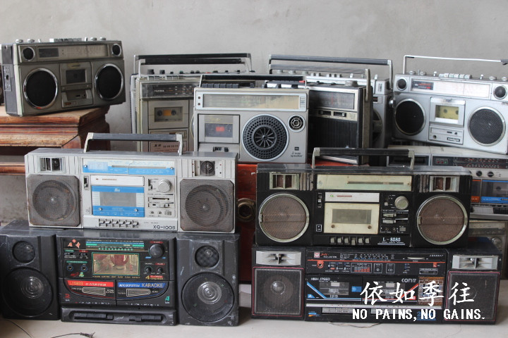 7080怀旧老旧收音机收录机二手手提录音机店铺装饰品摆件拍摄道具