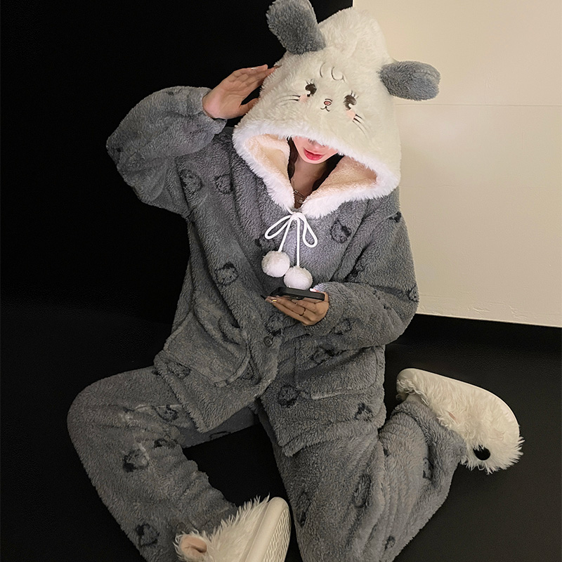 卡通KT猫珊瑚绒睡衣女秋冬加厚保暖连帽家居服套装