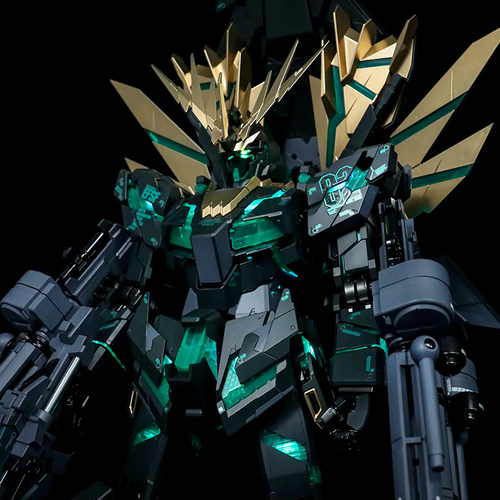 万代独角兽PB最终决战高达模型