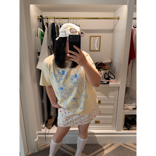 铅笔小鑫大码女装艺术感透气亲肤花朵印花宽松T恤