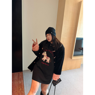 显瘦软糯亲肤T恤连衣裙 重工刺绣新年小马大码 铅笔小鑫大码 女装