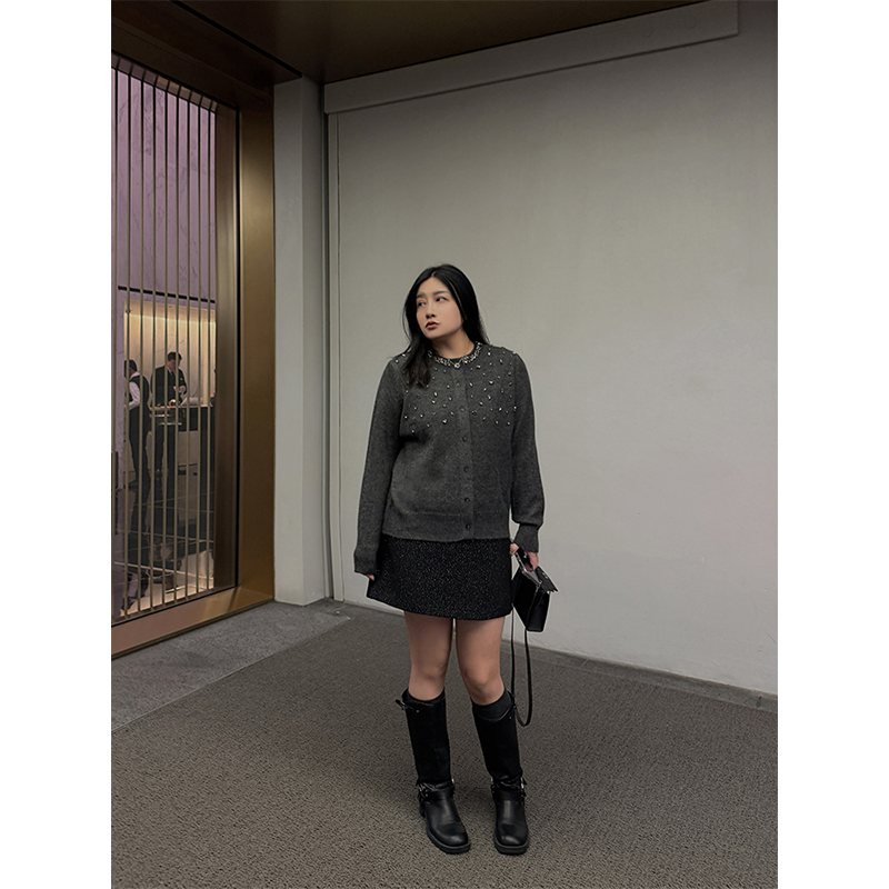 铅笔小鑫大码女装 精致时髦 摆脱束缚 小香A字型亮丝半裙大码显瘦