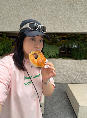 铅笔小鑫大码女装显白轻柔经典撞色字母刺绣宽松T恤
