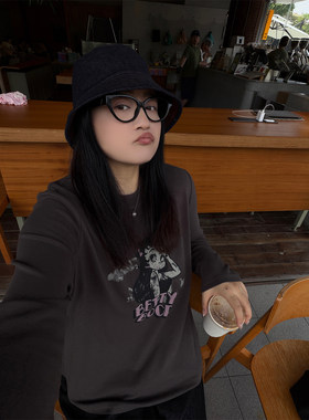现货！铅笔小鑫大码女装时髦感松弛休闲卡通做旧印花长袖T恤