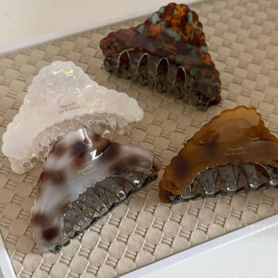 法式设计气质鲨鱼夹发饰