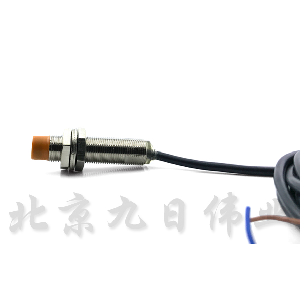 倍福宁金属常闭传感器