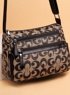 妈妈包包中老年人女包多口袋肩斜挎包2024新款简约大气女士单肩包