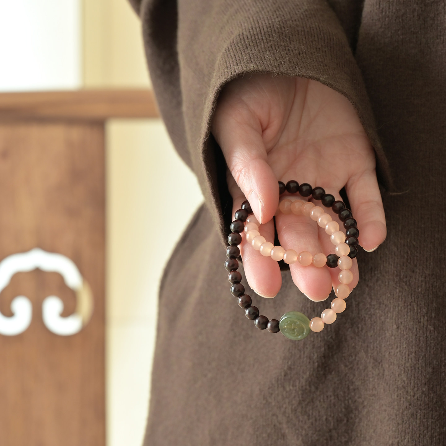 印度小叶紫檀藕粉玉髓双圈手串木手链麒麟碧玉牌祥瑞桃花运势女款,饰品/流行首饰/时尚饰品新,小众木作,淘宝优惠券,粉丝福利购,淘宝优惠卷