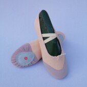 儿童形体舞鞋 其他红色舞蹈鞋 带皮头舞蹈鞋 男女成人软底鞋 芭蕾舞鞋