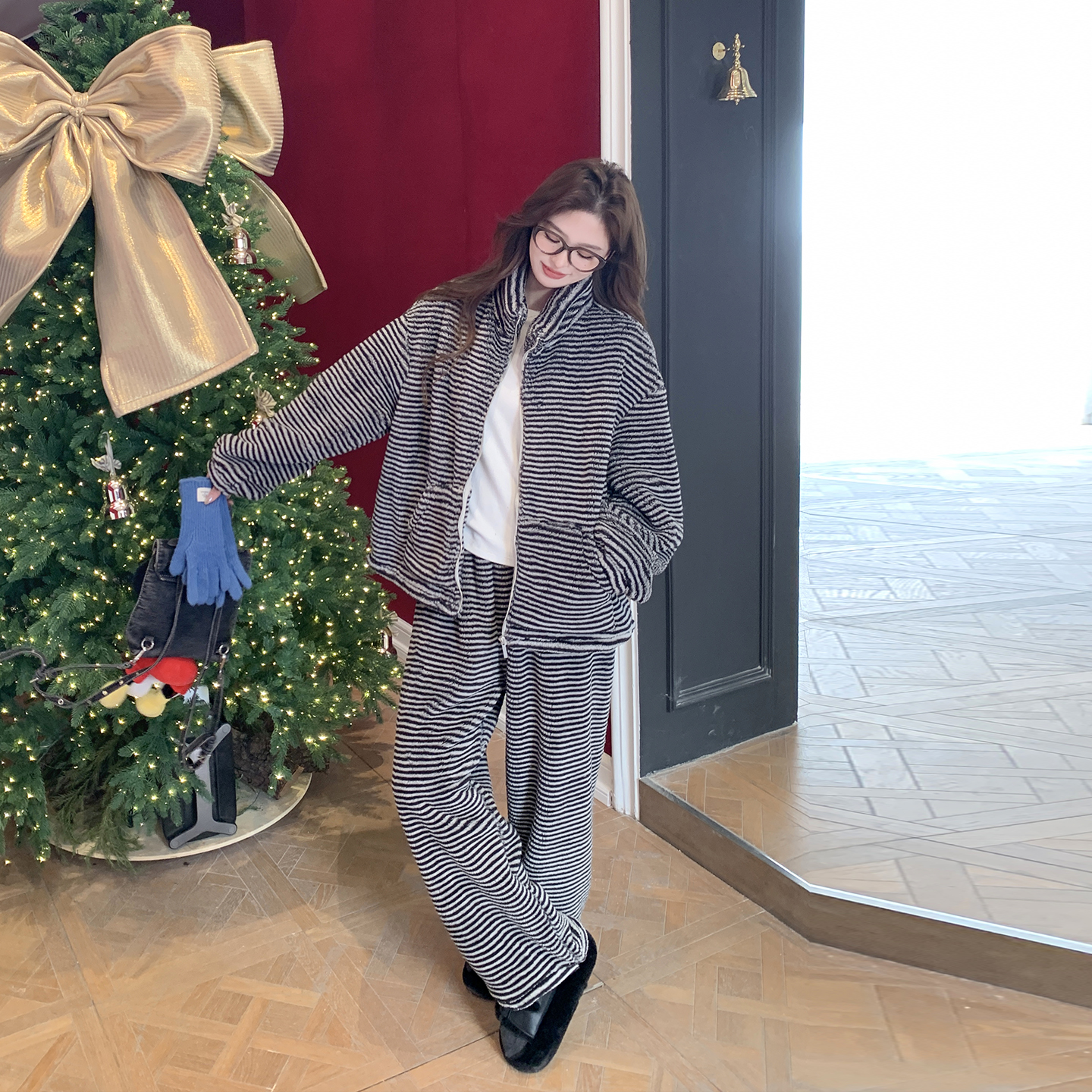 保暖条纹毛绒外套休闲裤套装女冬