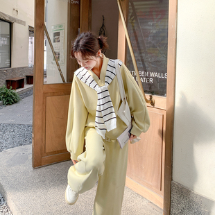 配披肩休闲运动减龄黄色卫衣套装女春季2026新款宽松阔腿裤两件套