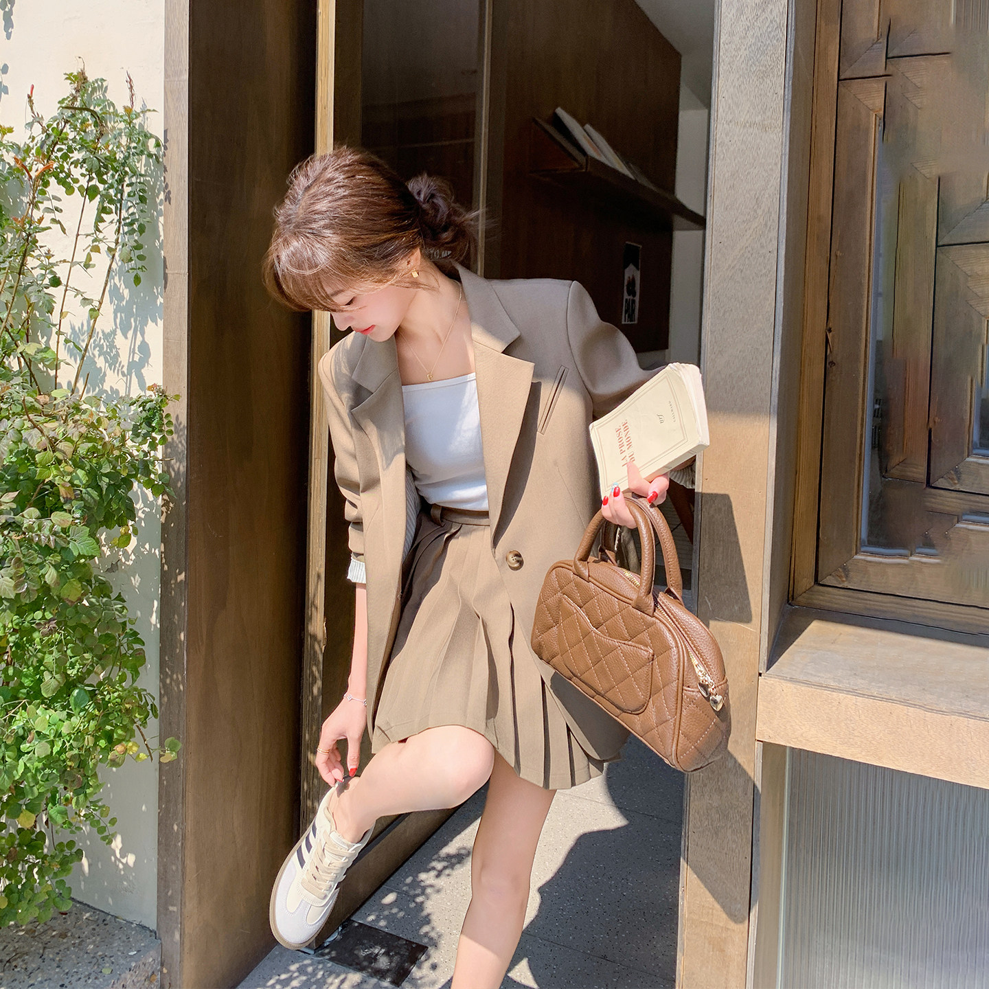 咖色设计感西装百褶裙套装女春季2026新款一整套小个子气质两件套,女装/女士精品,时尚套装,淘宝优惠券,粉丝福利购,淘宝优惠卷