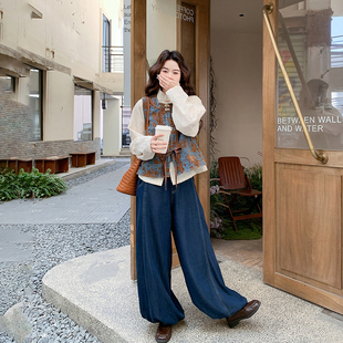 新中式国风复古刺绣马甲套装女春季2026新款爆款衬衫牛仔裤三件套