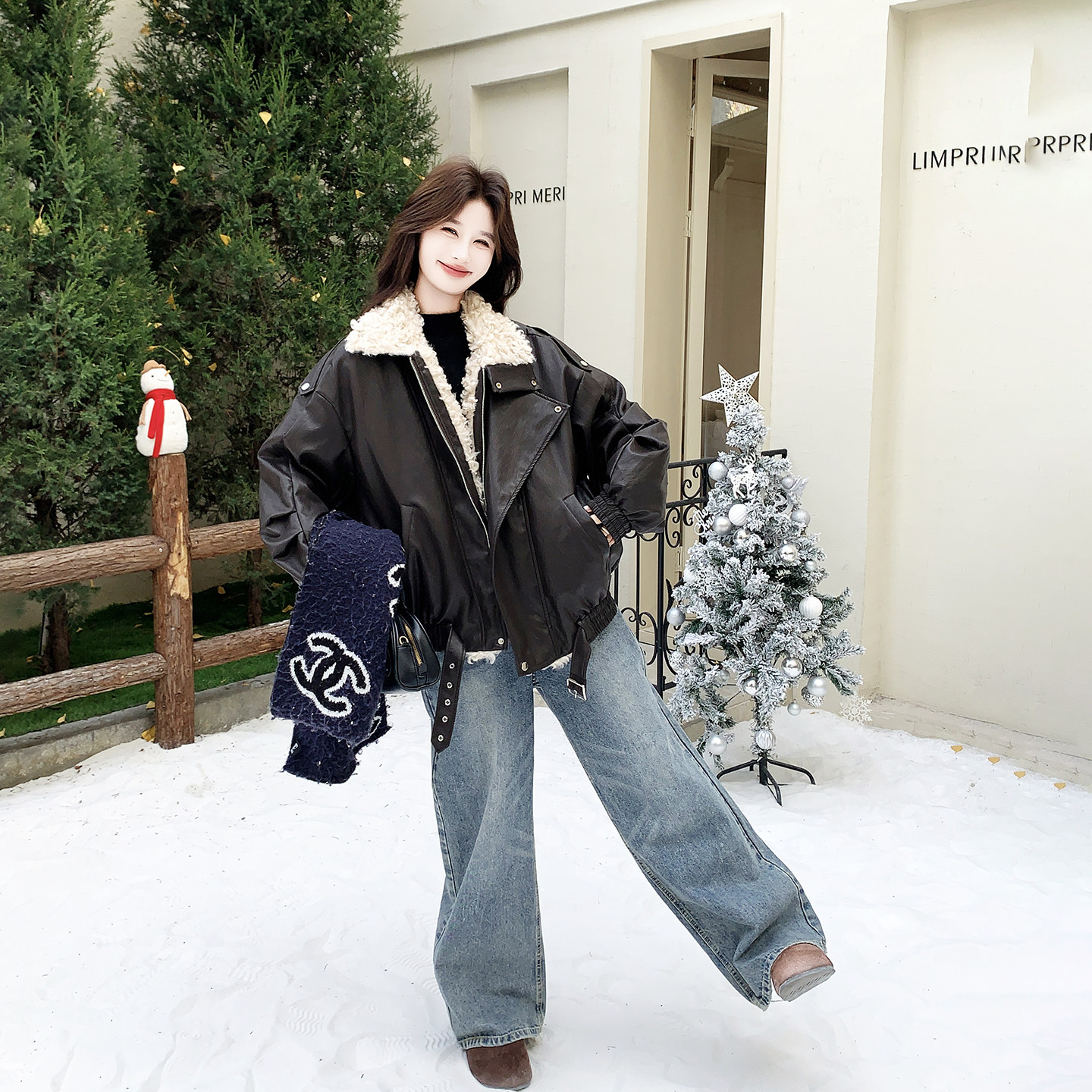 毛毛拼接黑色皮衣羽绒服女冬季2025新款短款甜酷小个子机车服外套