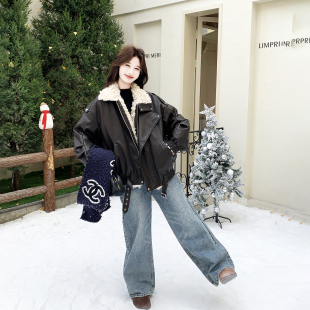 毛毛拼接黑色皮衣羽绒服女冬季2025新款短款甜酷小个子机车服外套