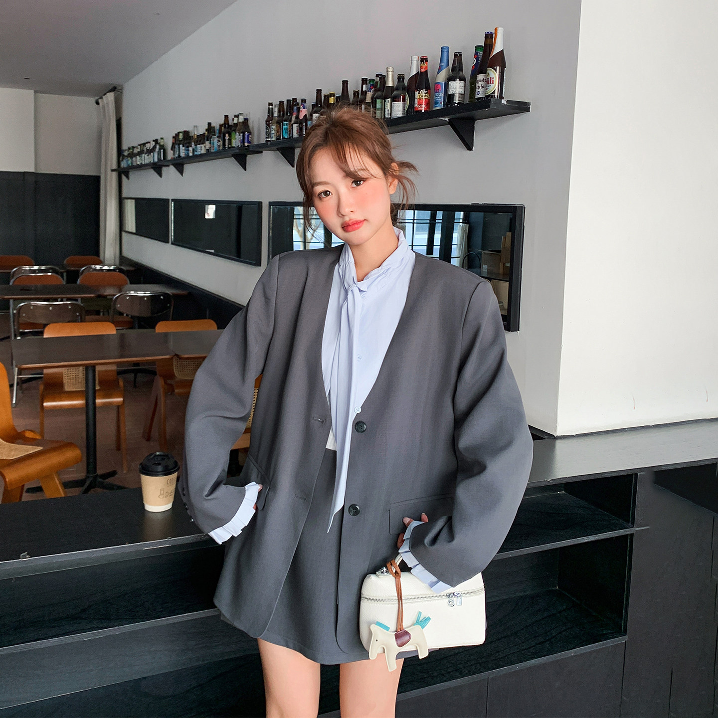 通勤风拼接灰色西装套装女春季2026新款小个子气质复古裙裤两件套