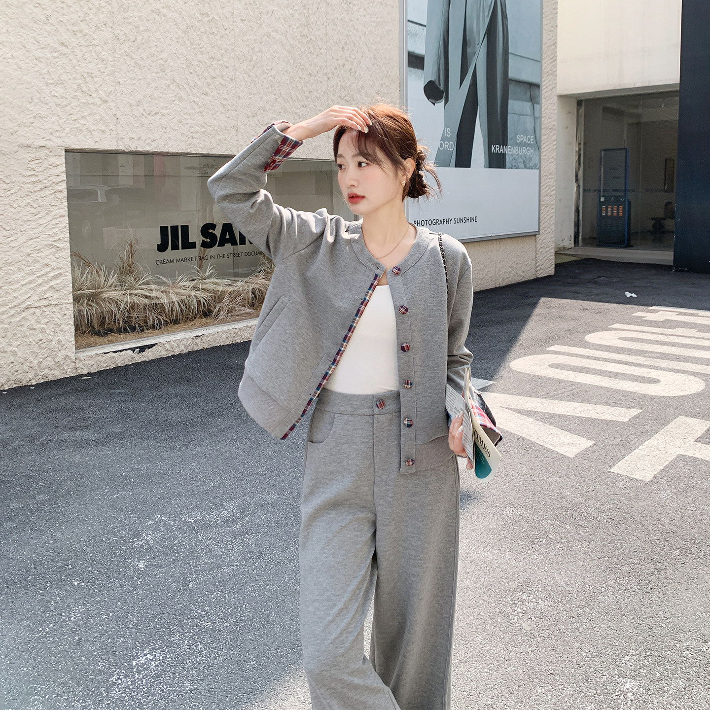 巨好看运动休闲格子拼接灰色上衣套装女春季2026新款阔腿裤两件套