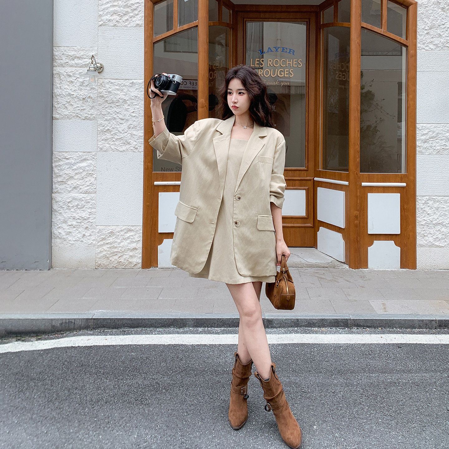 设计感小众西装吊带连衣裙套装女春季2026新款轻熟风巨好看两件套