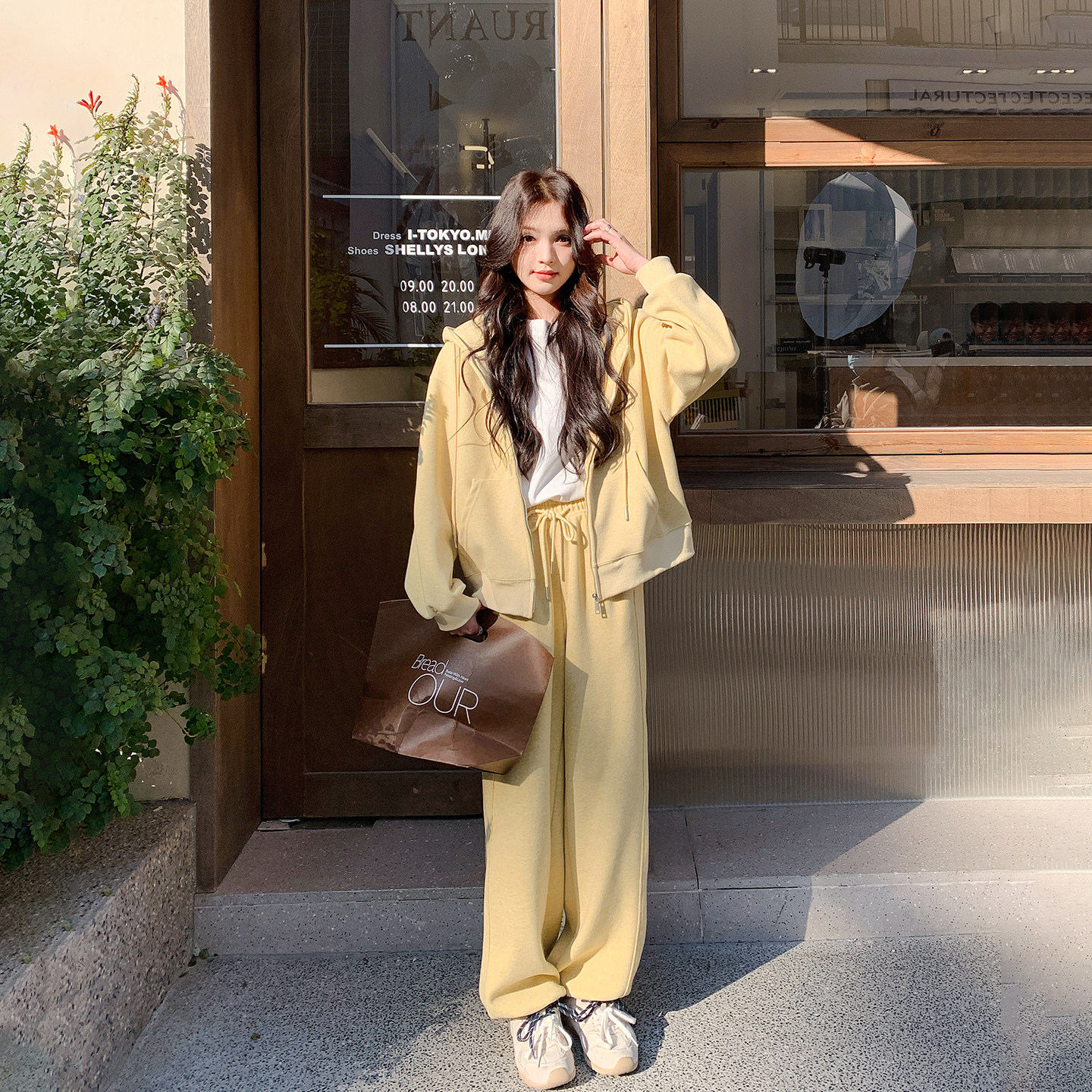 慵懒风黄色连帽卫衣长裤套装女春季2026新款休闲运动高级感两件套,女装/女士精品,时尚套装,淘宝优惠券,粉丝福利购,淘宝优惠卷