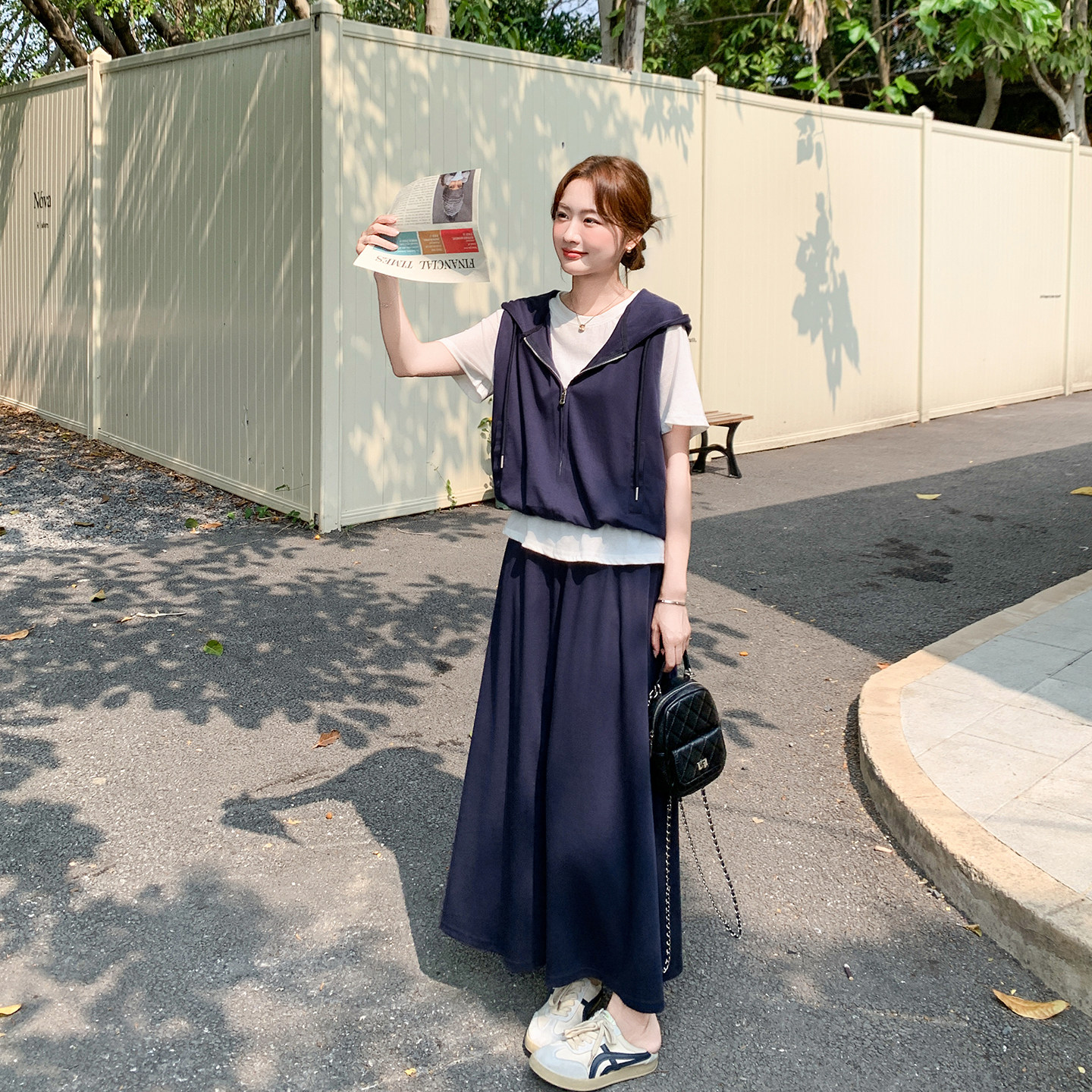 假两件藏青色针织上衣套装女夏季2026新款松弛感爆款半身裙两件套