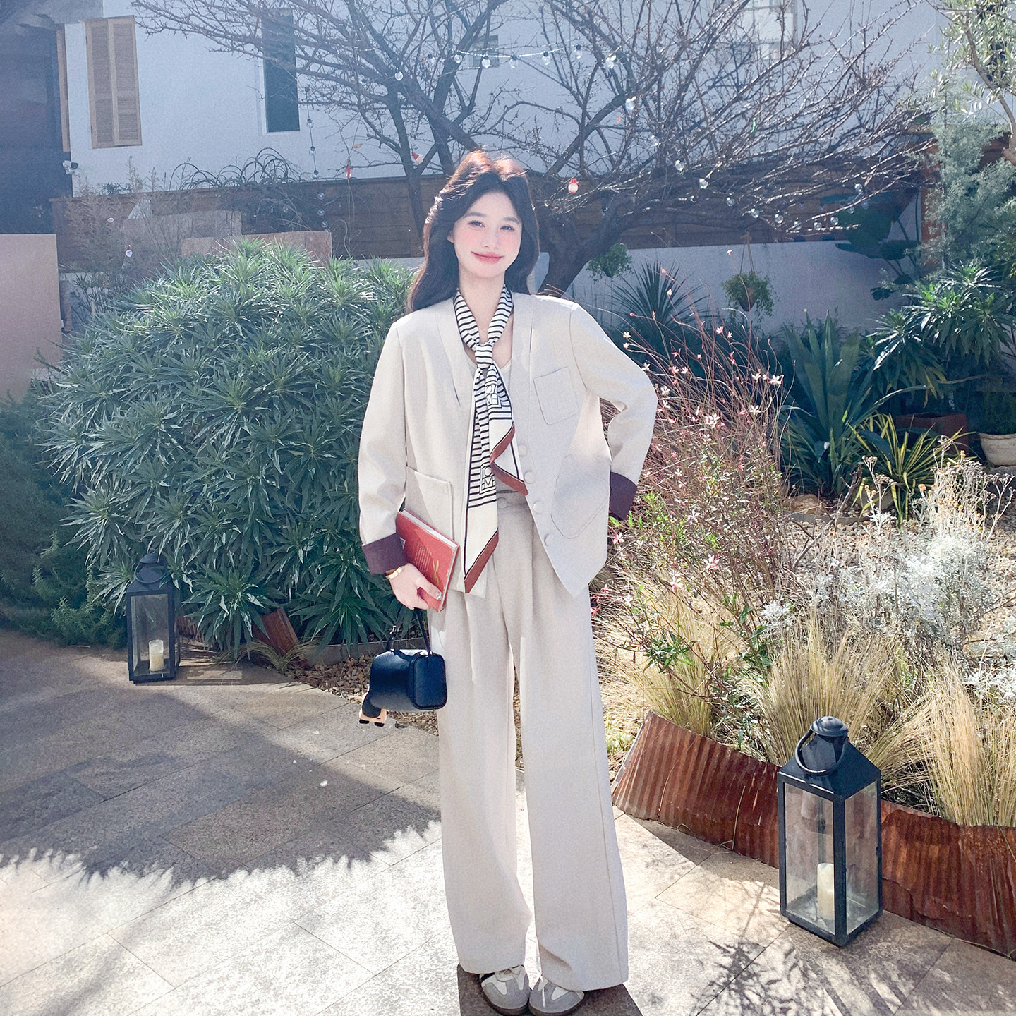 轻熟御姐穿搭设计感套装女春季2026新款气质V领西装阔腿裤两件套