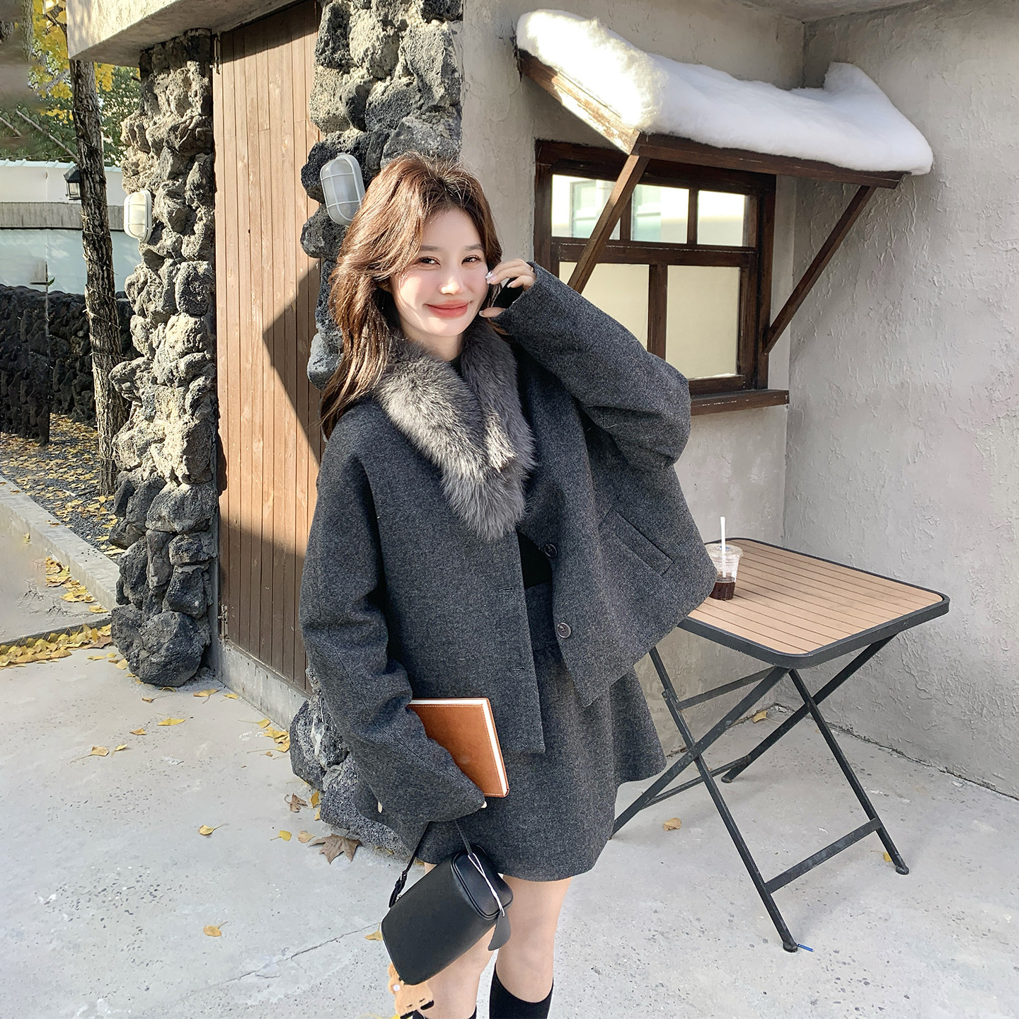 灰色毛呢羽绒内胆外套短裙套装女冬季2025新款小个子巨好看三件套,女装/女士精品,时尚套装,淘宝优惠券,粉丝福利购,淘宝优惠卷