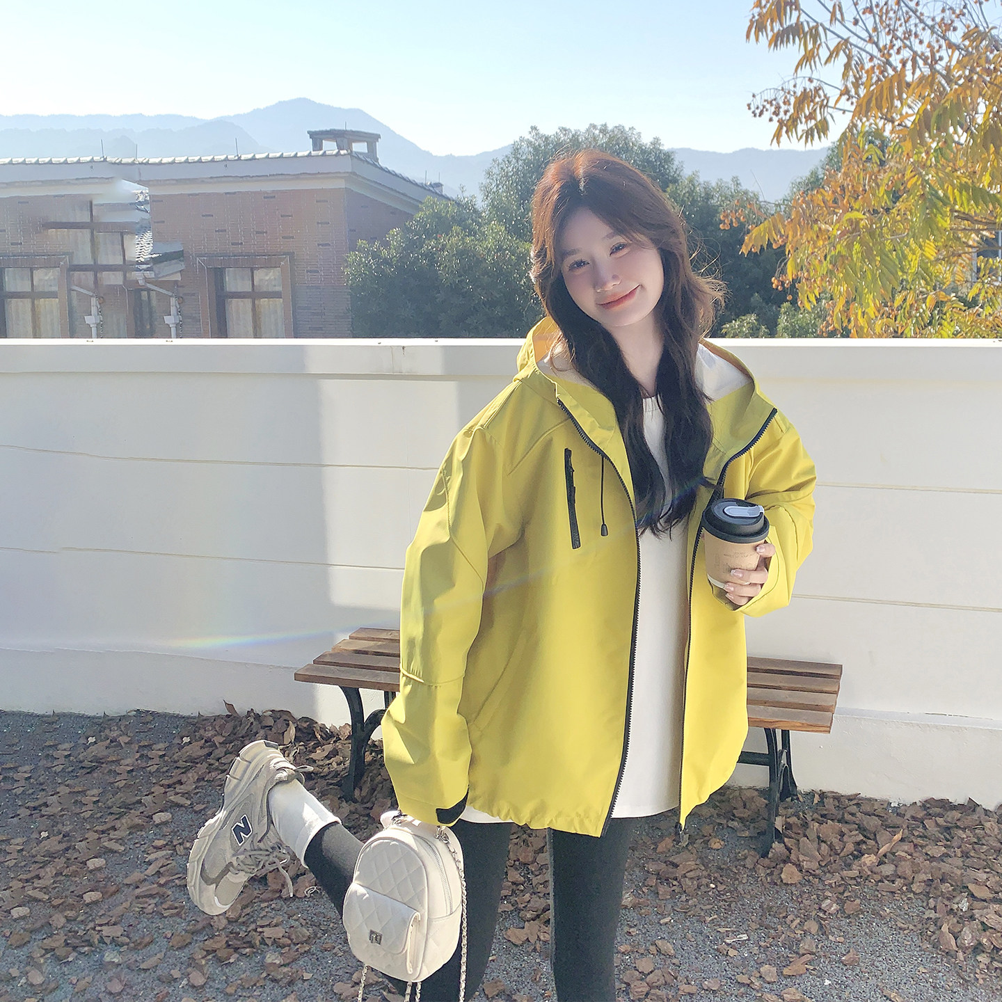 休闲运动工装黄色冲锋衣外套女春季2026新款短款小个子高级感夹克