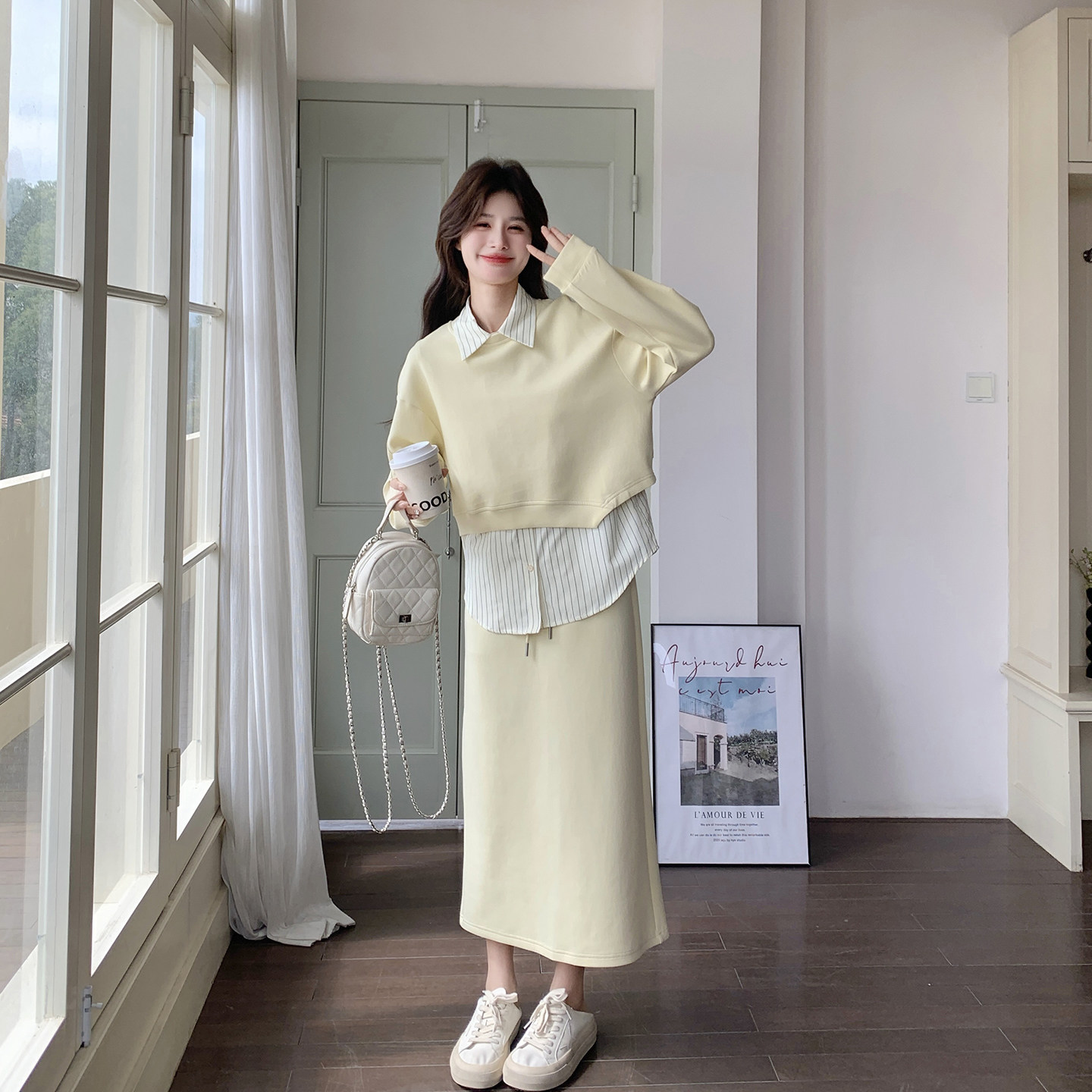 松弛感休闲运动黄色卫衣条纹衬衫半身裙套装女春季2026新款三件套