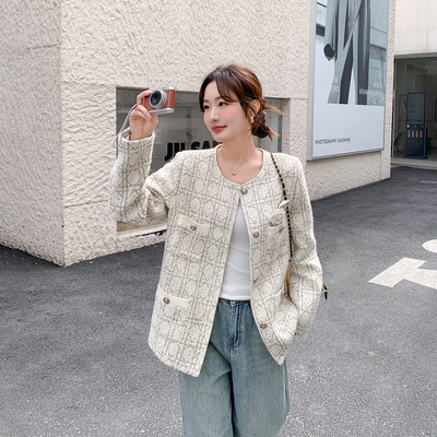 甜美小香风米白色格子外套女春季