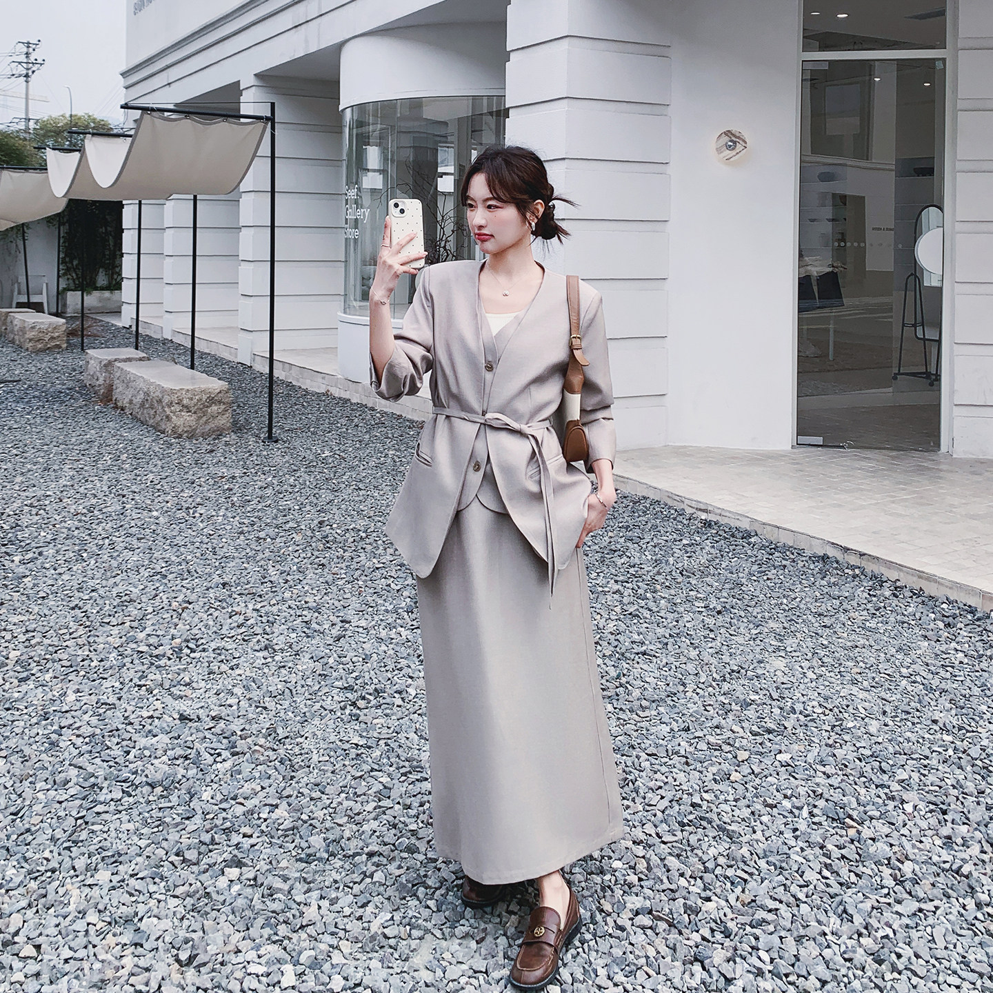 超火减龄巨好看西装马甲半身裙套装女春季2026新款法式优雅三件套