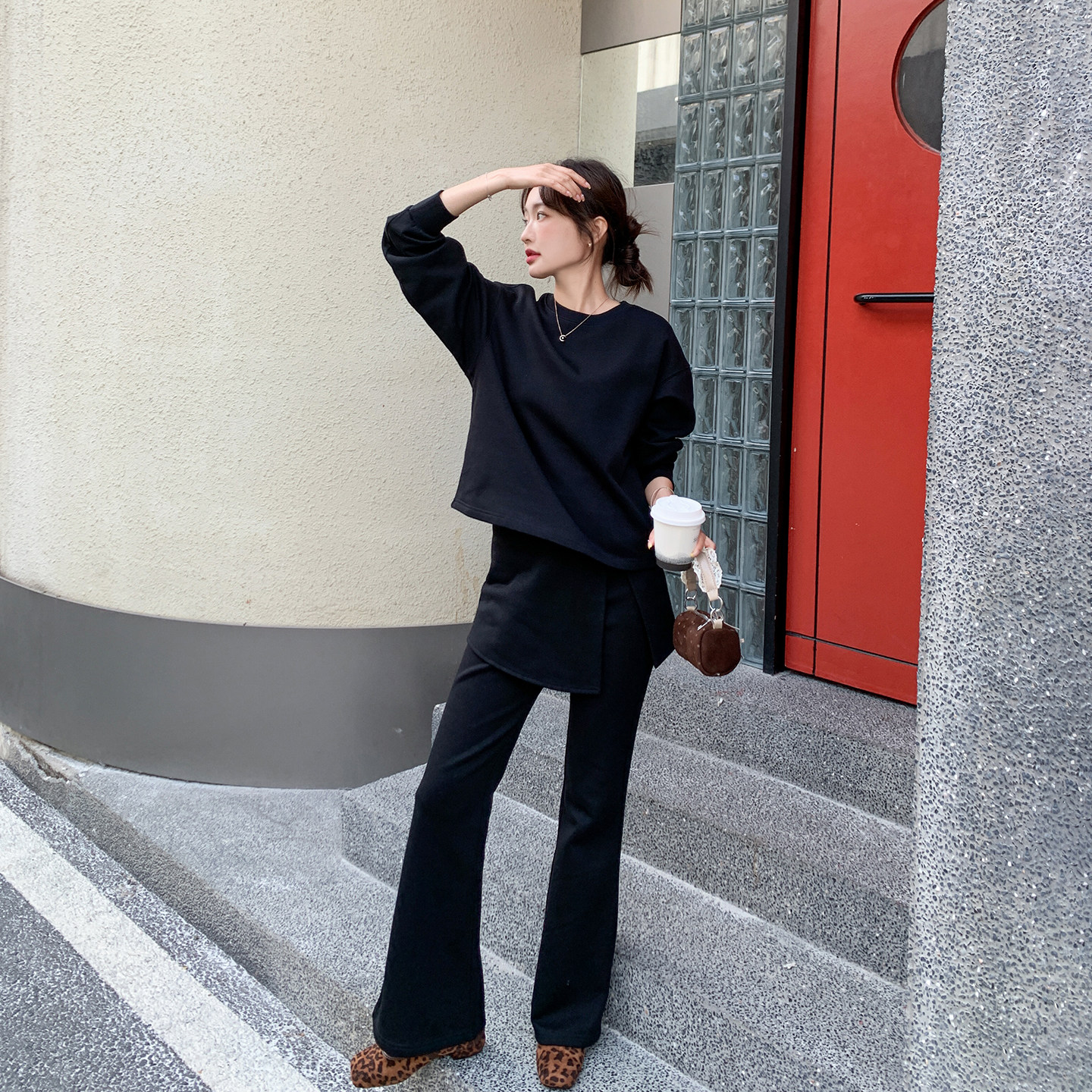 一整套ootd穿搭黑色卫衣套装女春季2026新款显瘦屁帘阔腿裤两件套