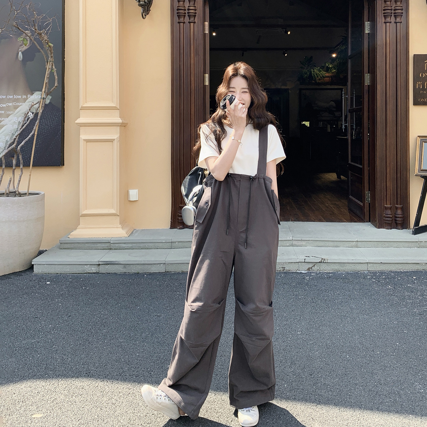 高腰工装灰色背带裤女春季2026新款直筒宽松小个子氛围感连体长裤