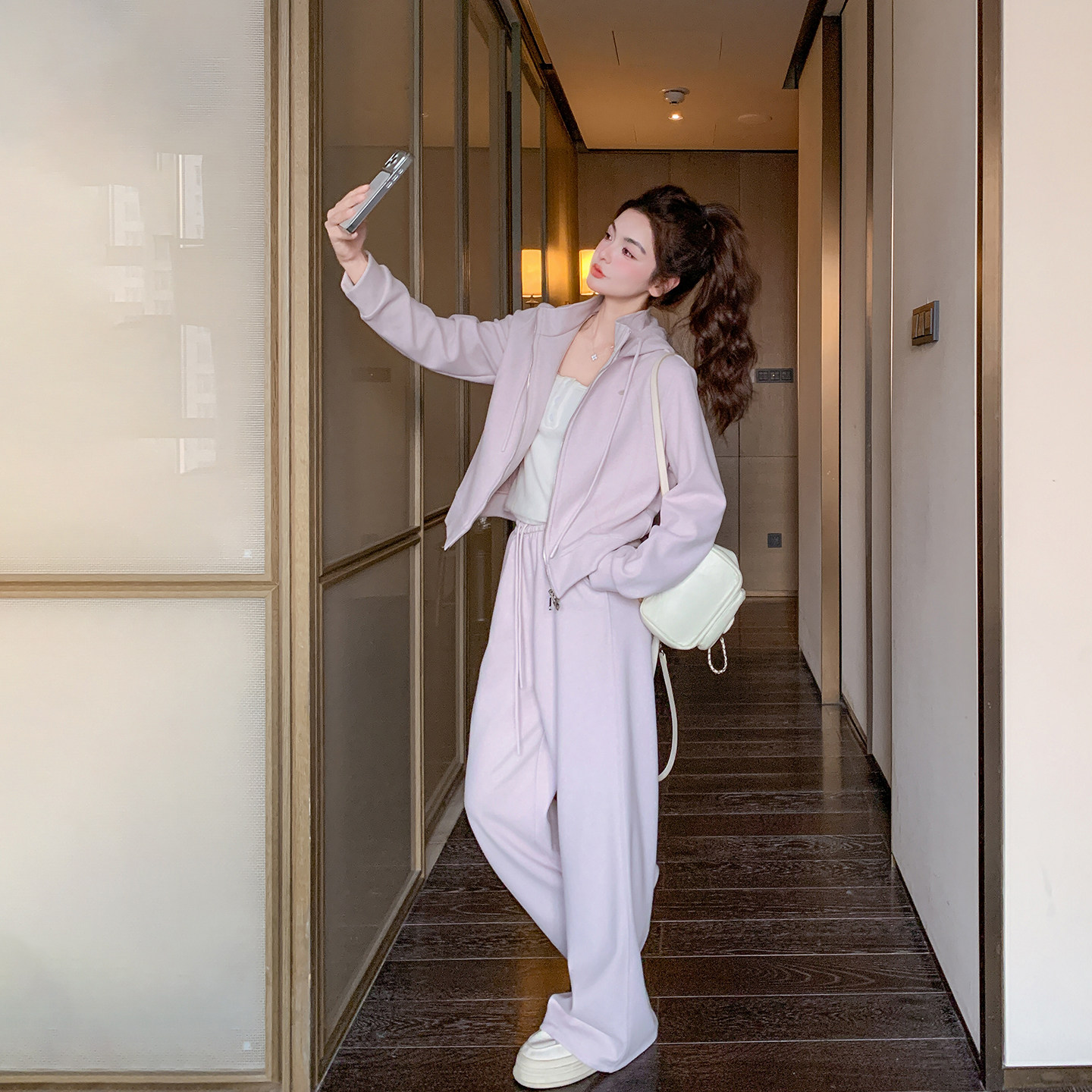 高级感韩系休闲运动连帽卫衣套装女春季2026新款减龄阔腿裤两件套