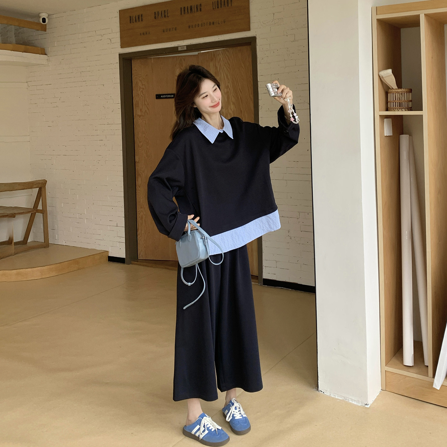 休闲减龄拼接藏青色翻领卫衣套装女春季2026新款阔腿裤两件套爆款