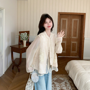 今年流行爆款米白色提花马甲衬衫套装女春季2026新款新中式两件套