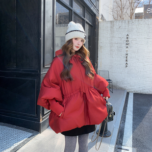 甜美系带花苞收腰红色90羽绒服女冬季2025新款中长款漂亮绝美外套