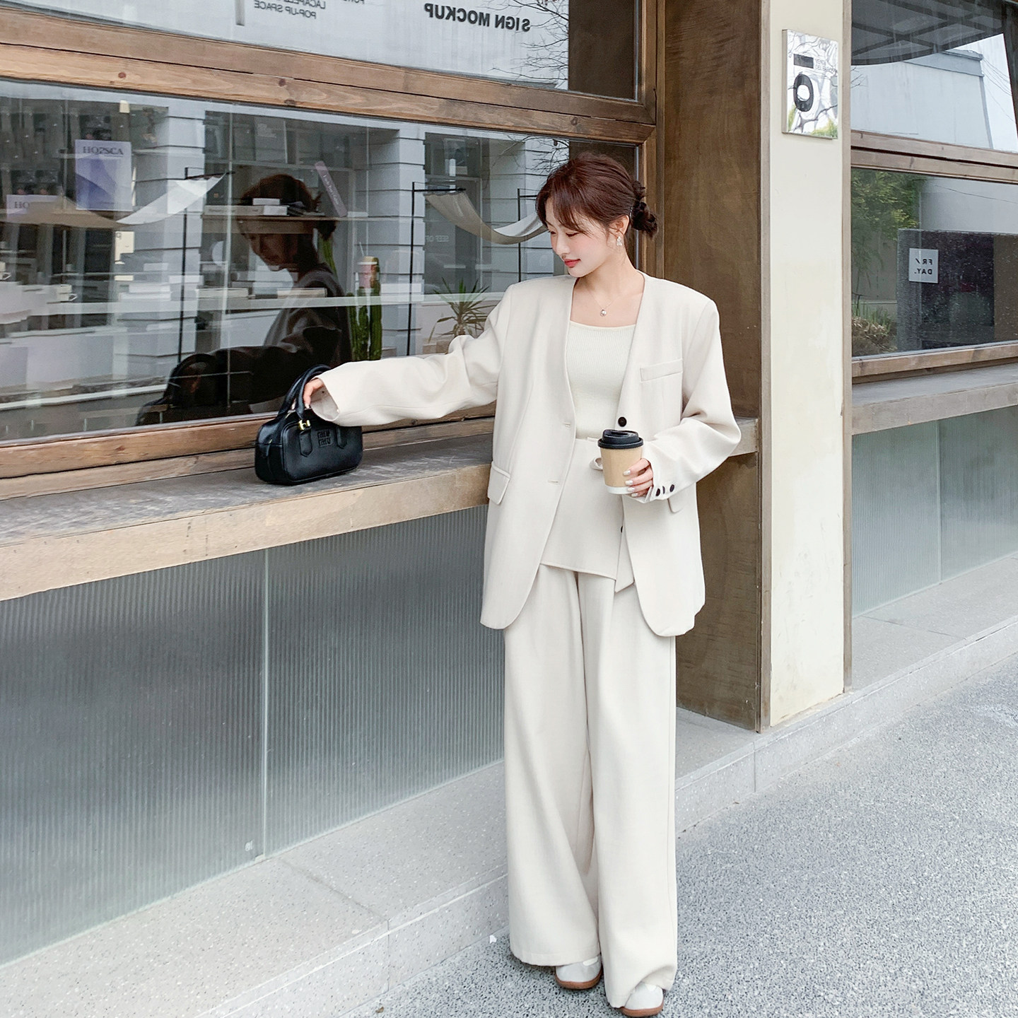 盐系轻熟设计感优雅气质西装套装女春季2026新款屁帘阔腿裤两件套