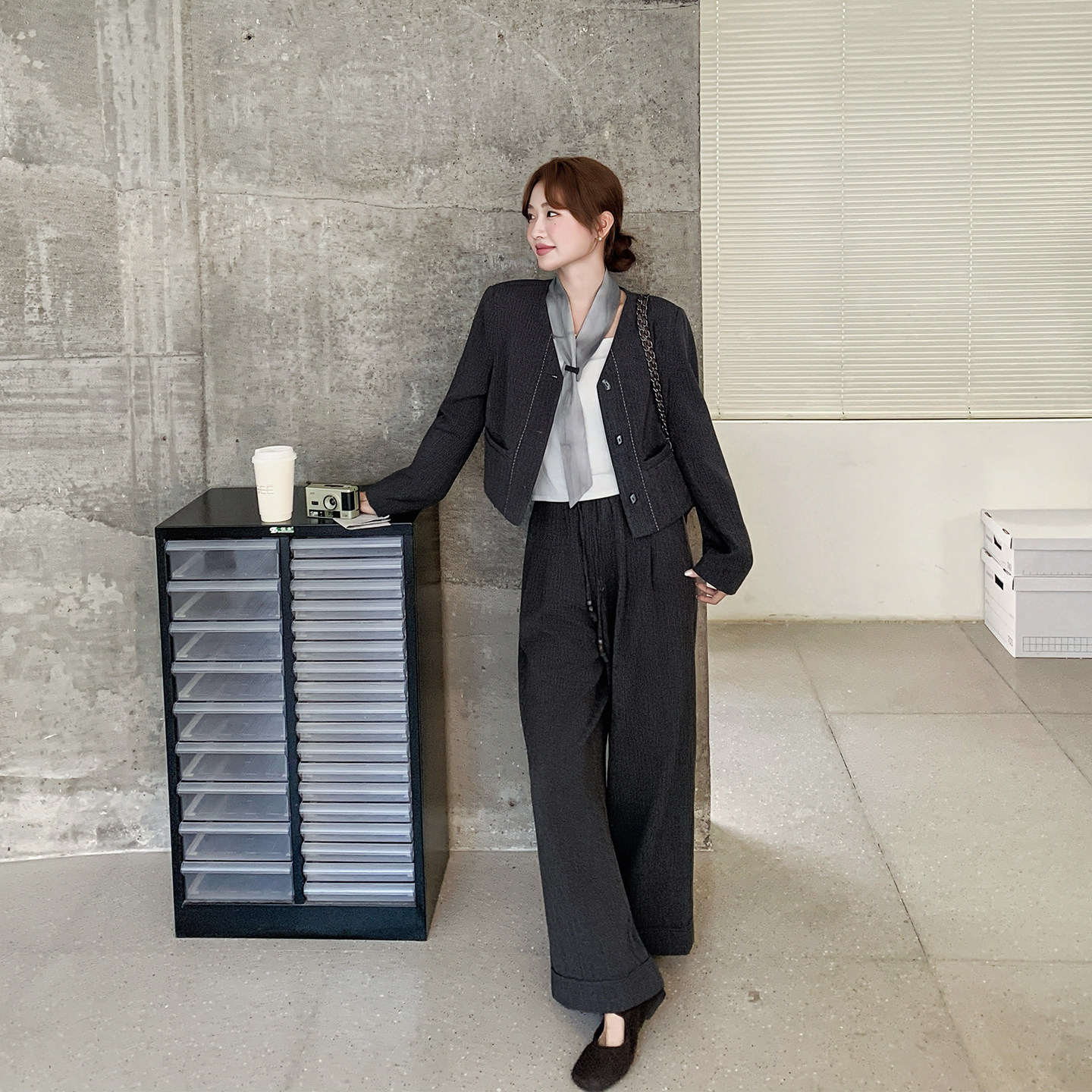 气质韩版高级感灰色西装阔腿裤套装女春季2026新款ootd超火两件套,女装/女士精品,时尚套装,淘宝优惠券,粉丝福利购,淘宝优惠卷