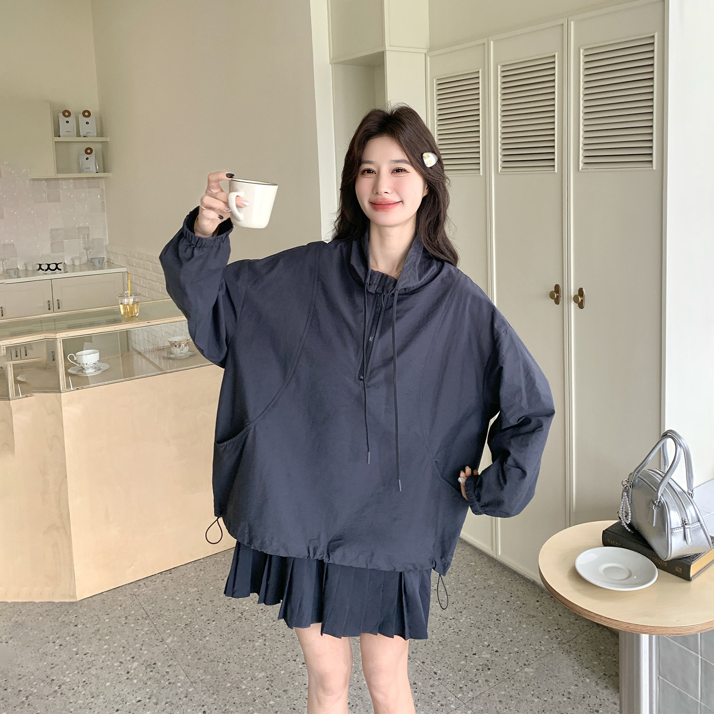 休闲运动风藏青色连帽卫衣外套女春季2026新款中长款流行爆款上衣