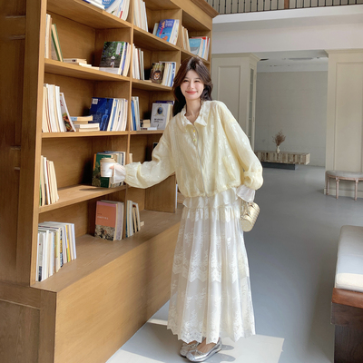 休闲薄款浅黄色网纱拼接提花外套