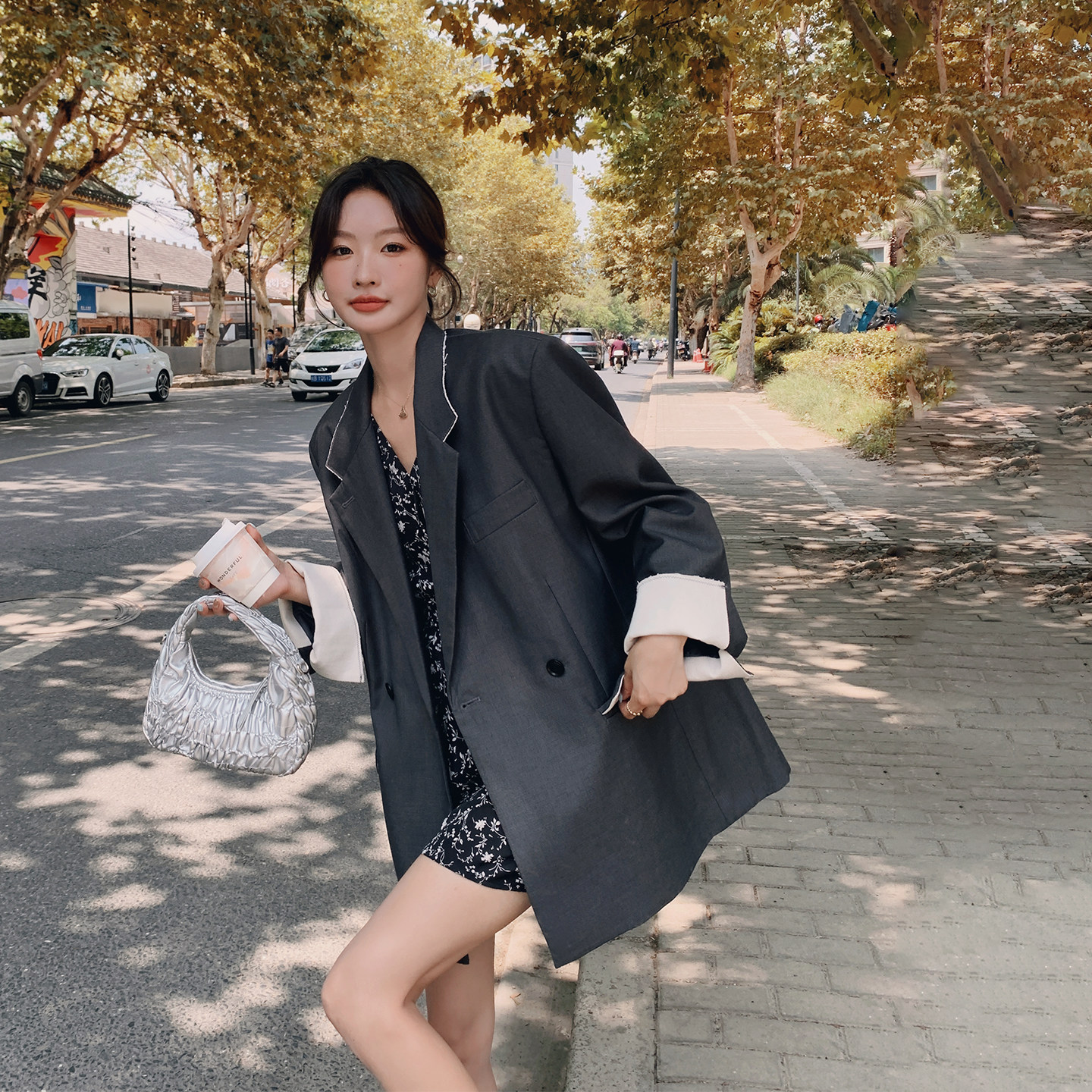 深灰色拼接气质西装外套女春季2026新款小个子百搭流行复古小西服