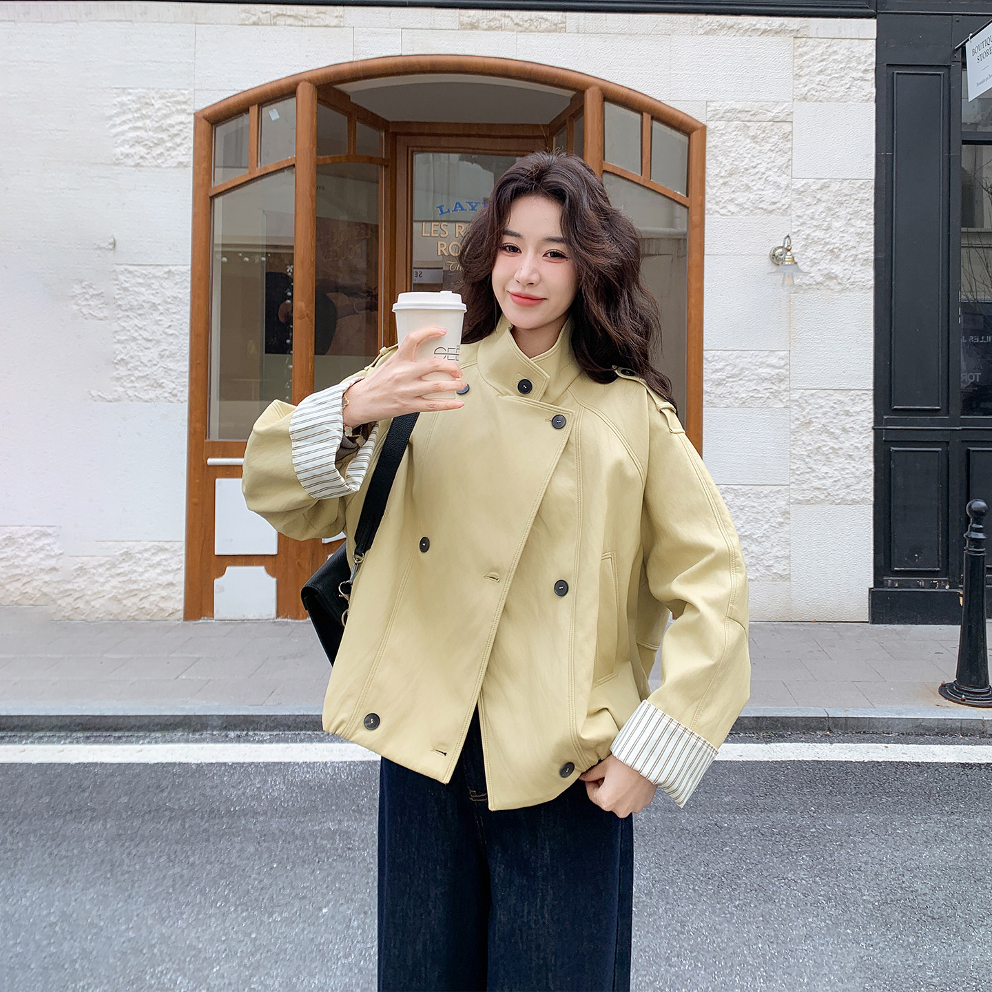 条纹拼接黄色立领皮衣外套女春季2026新款短款机车服小个子PU夹克