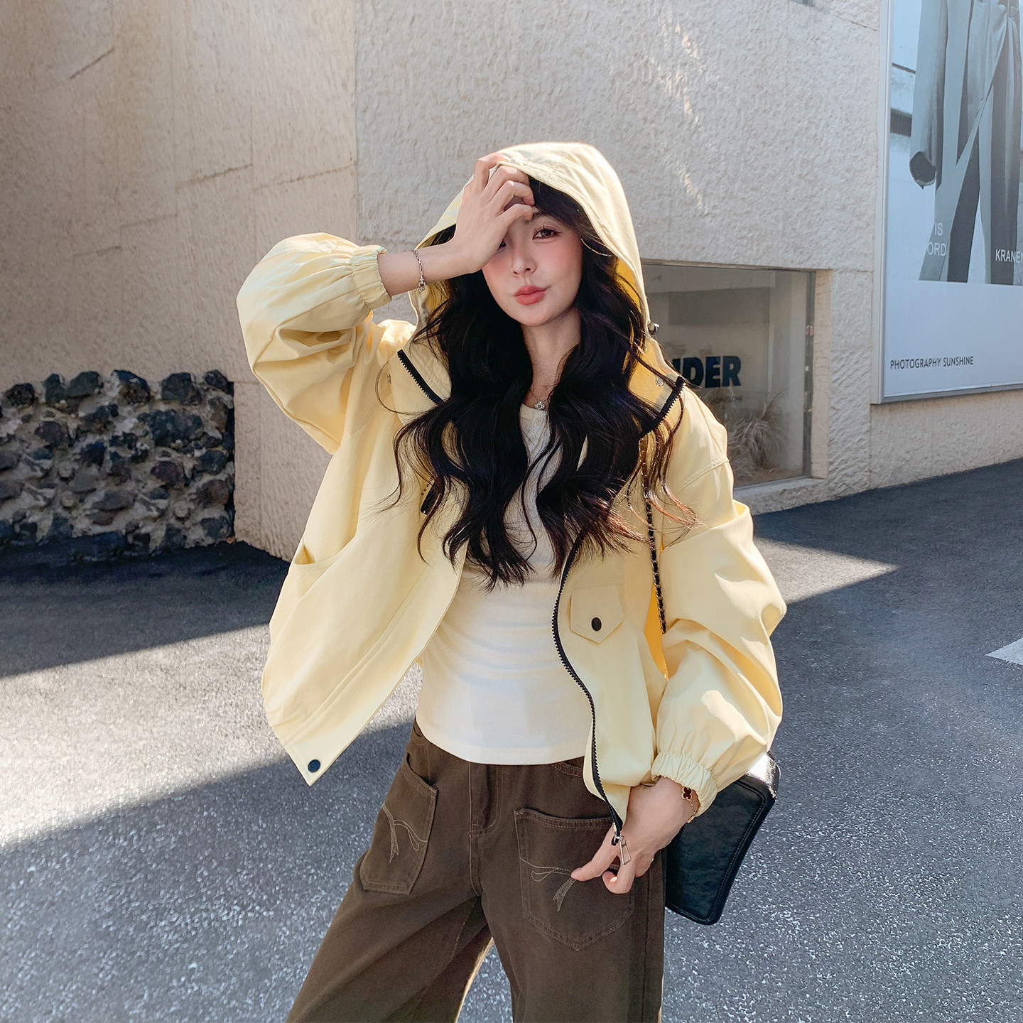 今年流行爆款工装减龄连帽短外套女春季2026新款冲锋衣小个子夹克