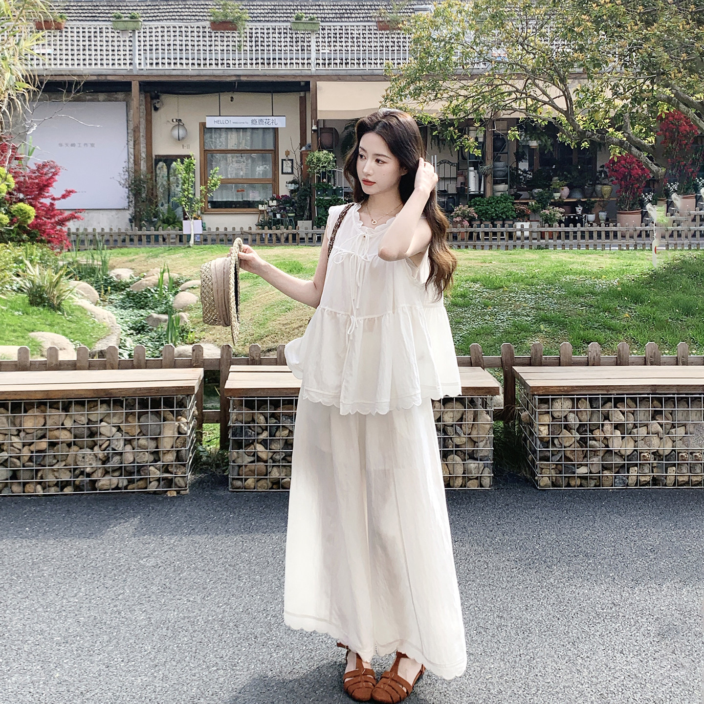 俏皮减龄花边无袖衬衫阔腿裤套装女夏季2026新款爆款高级感两件套